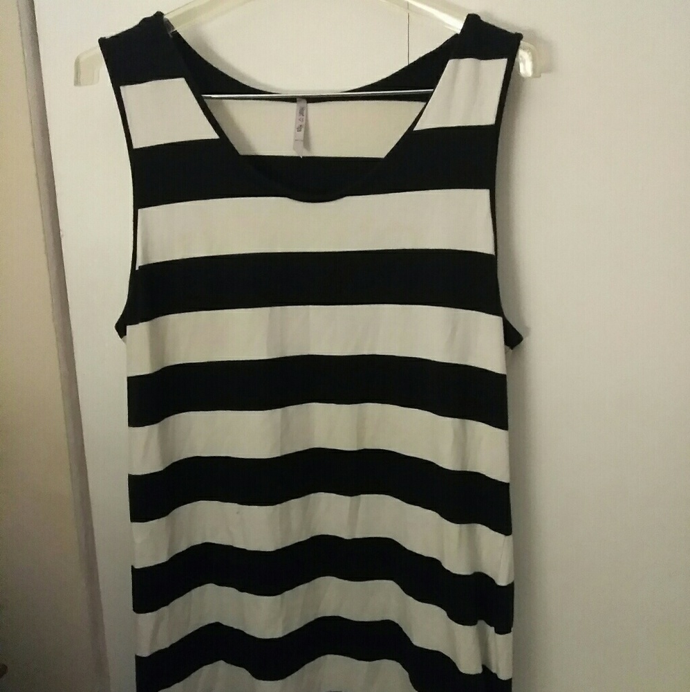 Black and White tunic
